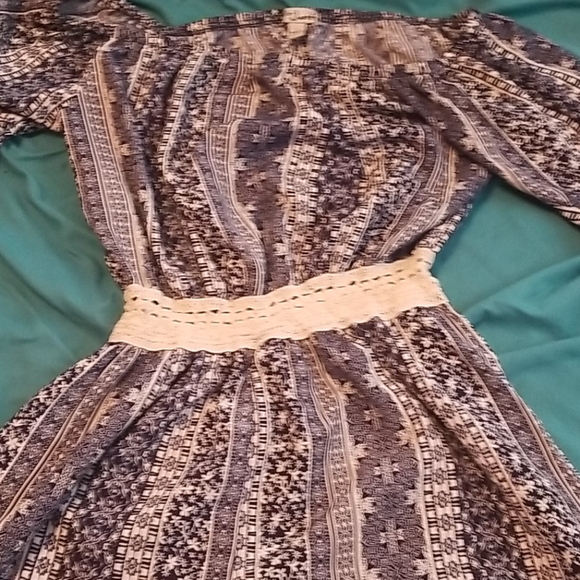 Romper - Picture 3 of 3